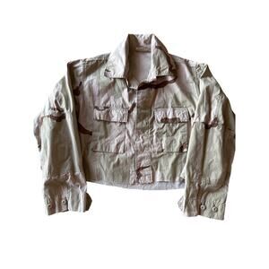 Vintage U.S. Military Desert Camo Cut Cropped Medium Field Shirt